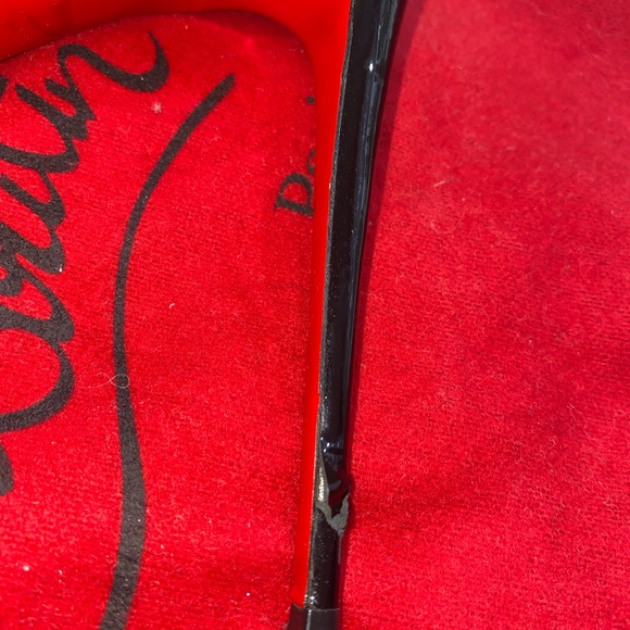 Christian Louboutin patent leather heels - Picture 6 of 14